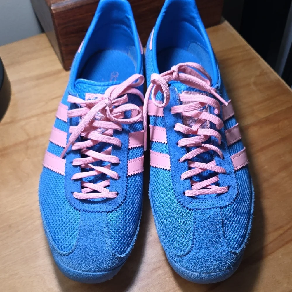 adidas Women’s Blue and Pink Sneakers